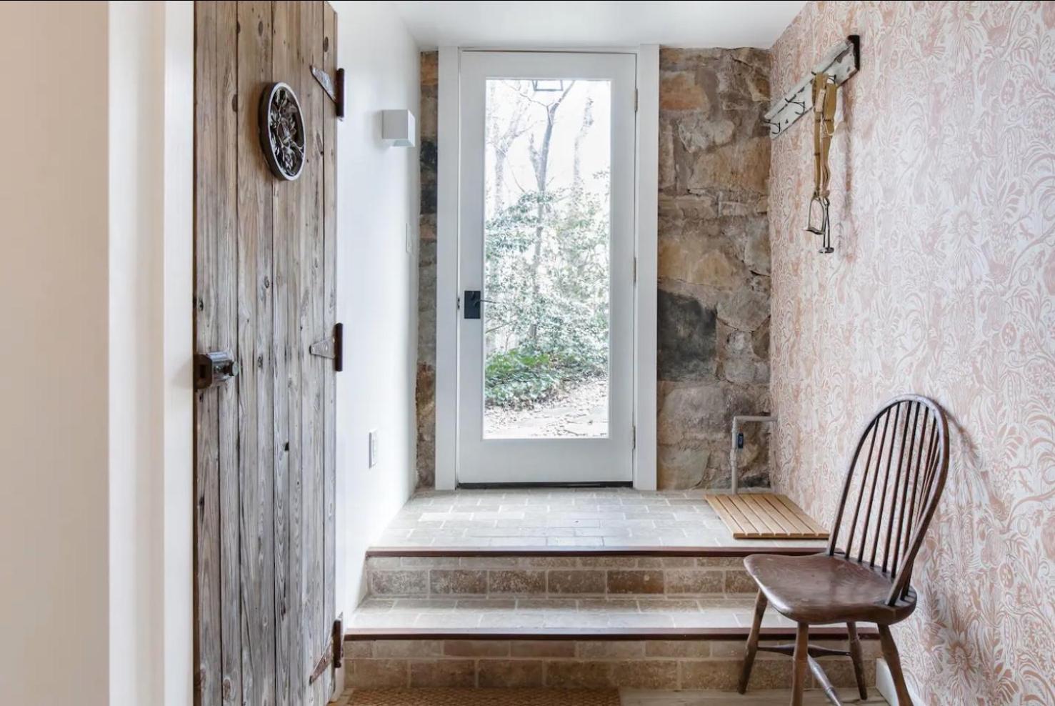 Studio Guest Suite In Forest Cottage Tryon エクステリア 写真